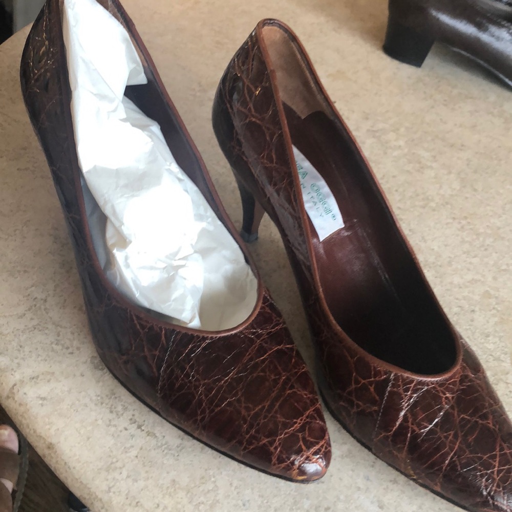 Crocodile heels